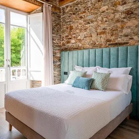 Turisticos Casa Arango * Рибадео